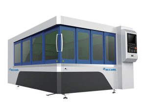 Masă de tăiere cu laser din fibră metalică de 500w cu sistem de cale ușoară