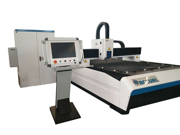 Mașină de tăiere cu laser industrială completă, cu viteză de tăiere de 10m / min