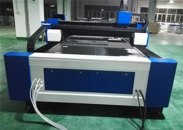 mașină de tăiat cu laser din fibre de oțel 60m / min